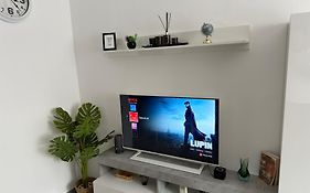 Casa Di Afi, Perfect For 4 - Kitchen - Parking - Netflix