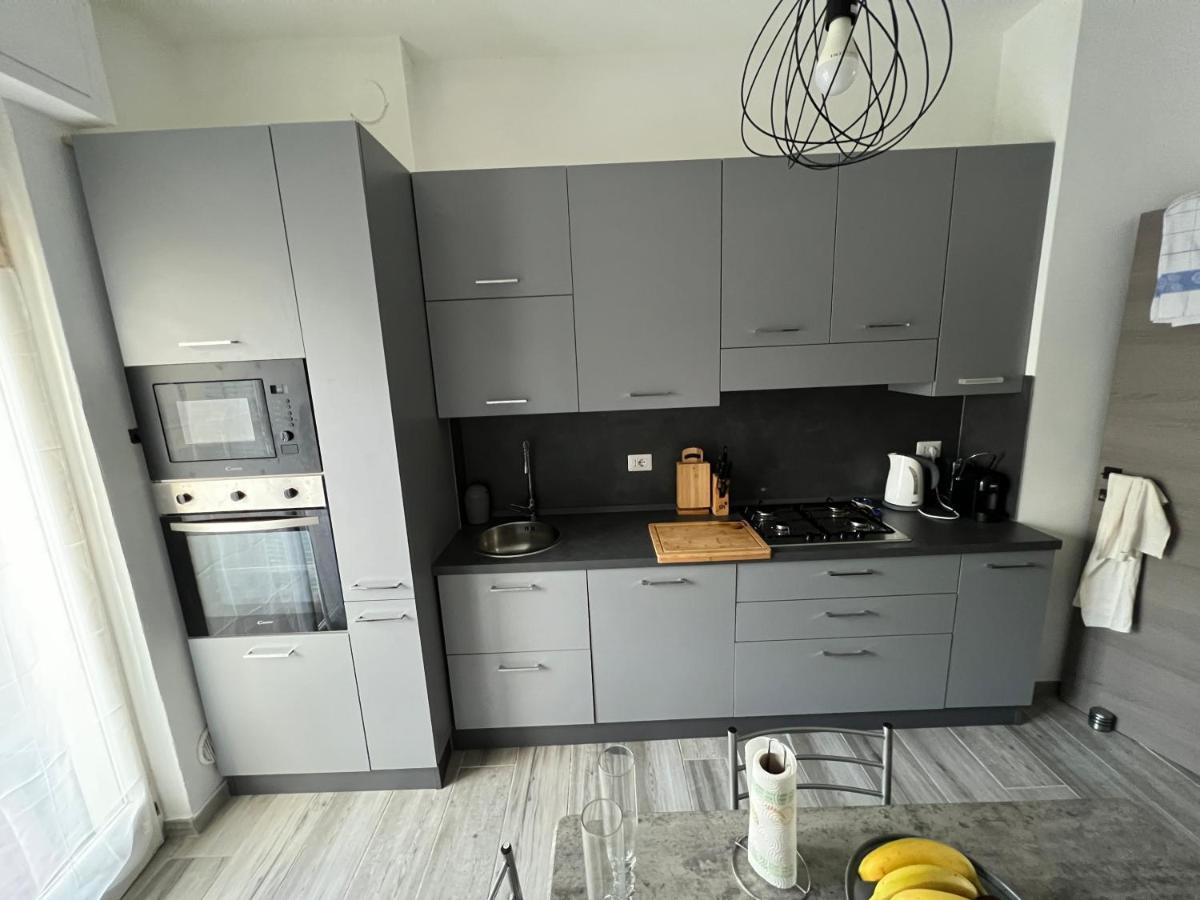 Casa Di Afi, Perfect For 4 - Kitchen - Parking - Netflix Appartement Arona Buitenkant foto