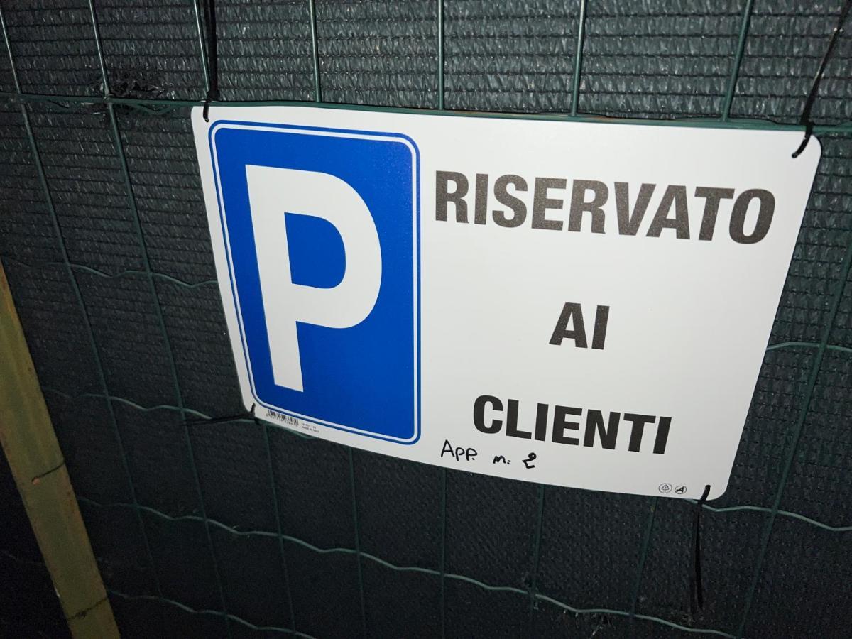Casa Di Afi, Perfect For 4 - Kitchen - Parking - Netflix Appartement Arona Buitenkant foto