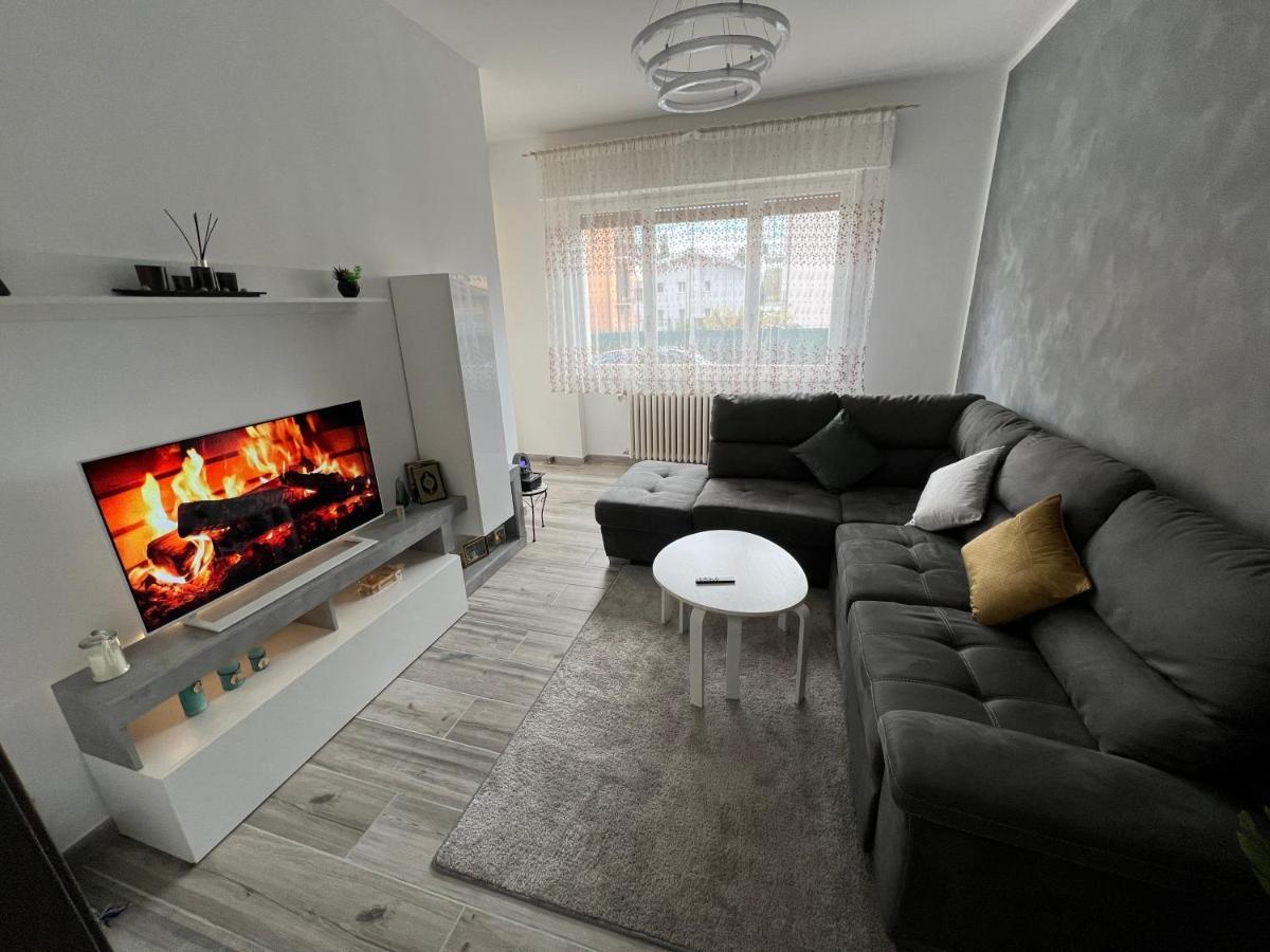 Casa Di Afi, Perfect For 4 - Kitchen - Parking - Netflix Appartement Arona Buitenkant foto