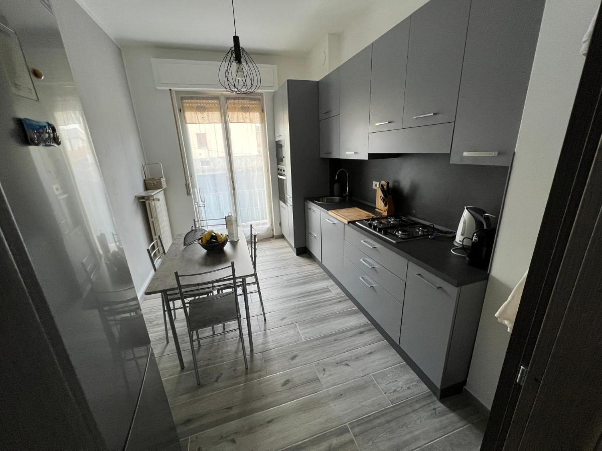Casa Di Afi, Perfect For 4 - Kitchen - Parking - Netflix Appartement Arona Buitenkant foto
